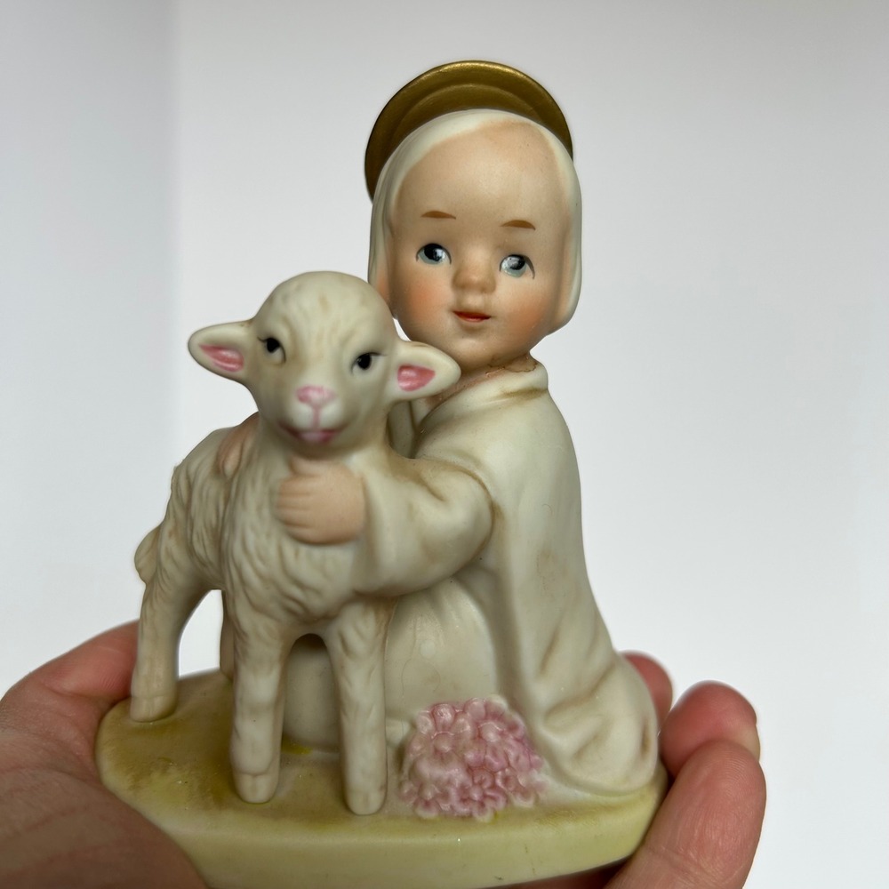 Vintage‎ Porcelain Kneeling Child with Lamb Figurine Religious Decor 5605